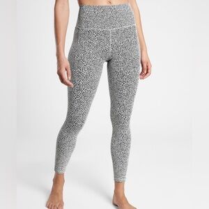 Athleta Salutation Stash Textured Tight Black and White Patterned Leggings